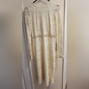 Love X Design Ivory Lace Long Sleeve Dress